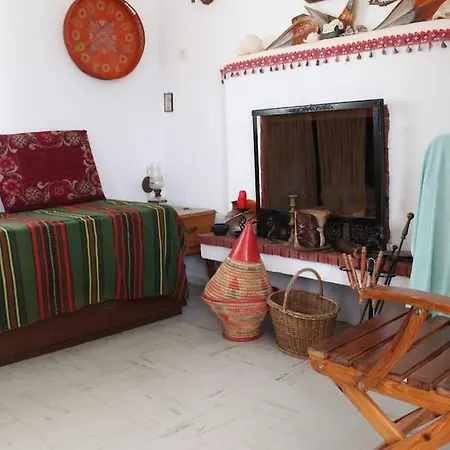 Aegean Traditional In Athens Riviera Holiday home *
